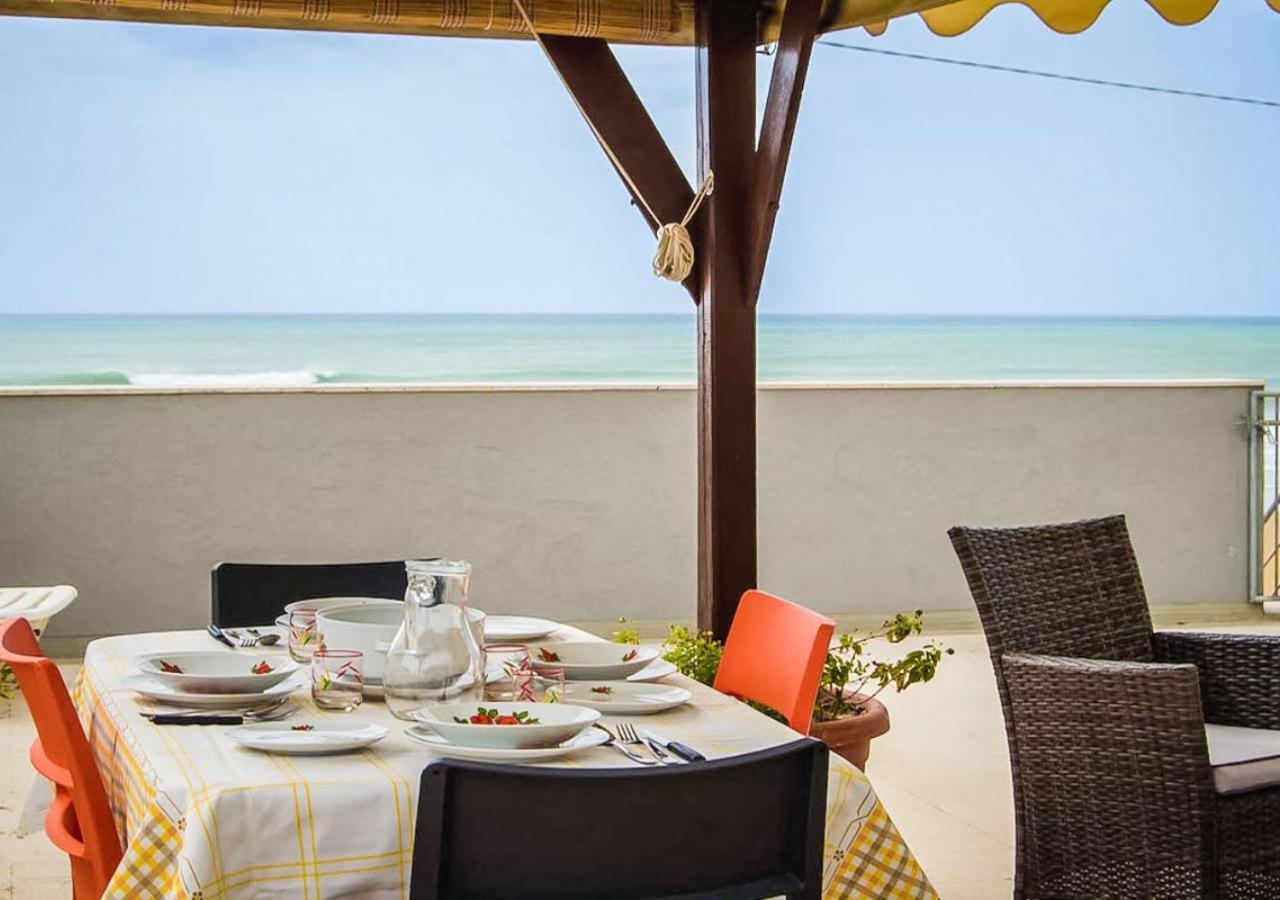דונלוקאטה Arisa -Terrazza Privata 60 Mq Sulla Spiaggia מראה חיצוני תמונה